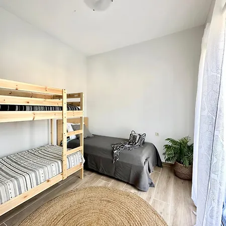 Exquisite 4-bedroom Prestige Apartamento *