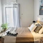 Апартаменты 4-bedroom Prestige Rhodes Near Old Town Родос