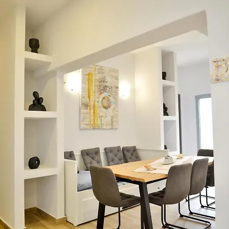 Apartamento 4-bedroom Prestige Rhodes Near Old Town Rhodes City