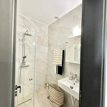 شقة Exquisite 4-bedroom Prestige Rhodes City