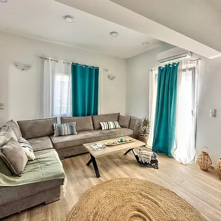4-bedroom Prestige Rhodes Near Old Town Apartamento