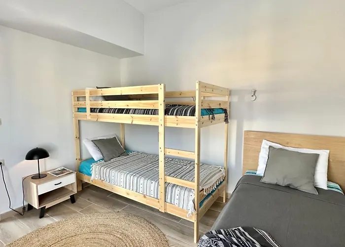 4-Bedroom Prestige Apartment Rhodes Near Old Town Apartment *